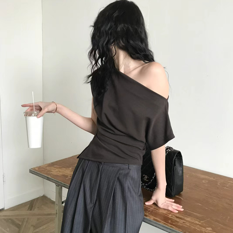 Elegant One-Shoulder Design Se – Korean Women Lifestyle Bewertung und Preis
